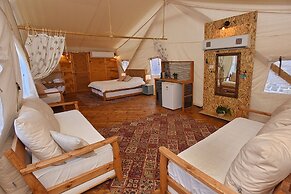 Colonia Rest House Glamping