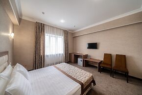 Business Hotel Mask