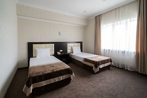 Business Hotel Mask