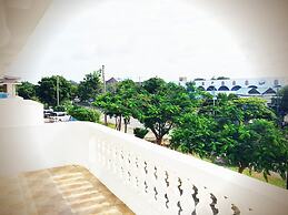 Galawa Beach Apartments