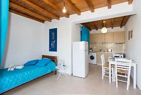 Mykonos Pro-care Suites