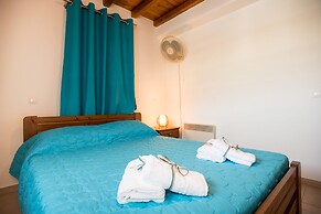 Mykonos Pro-care Suites