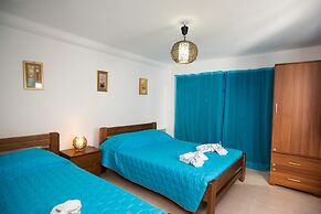 Mykonos Pro-care Suites