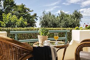 Possidi Holidays Resort & Suite Hotel