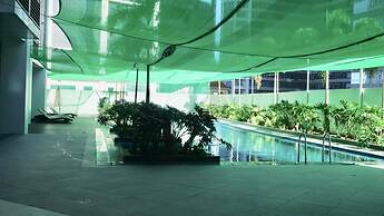 One Eastwood Avenue Tower 1