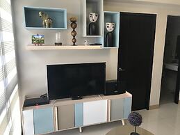 One Eastwood Avenue Tower 1