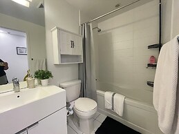 GLOBALSTAY. Elegant Downtown Apartments