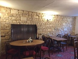 The Bantam Tea Rooms & Guest House