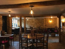 The Bantam Tea Rooms & Guest House