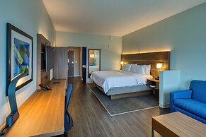 Holiday Inn Express & Suites Charlotte - South End by IHG