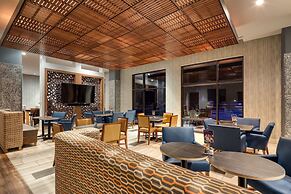 Holiday Inn Express & Suites Charlotte - South End by IHG
