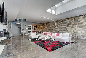 Destination Stays - LOFT HOUSE Quartier des Spectacles