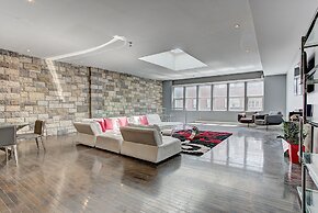 Destination Stays - LOFT HOUSE Quartier des Spectacles