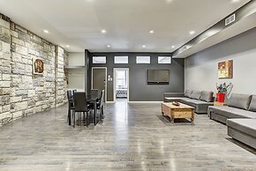 Destination Stays - LOFT HOUSE Quartier des Spectacles