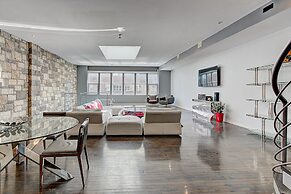 Destination Stays - LOFT HOUSE Quartier des Spectacles