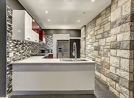 Destination Stays - LOFT HOUSE Quartier des Spectacles