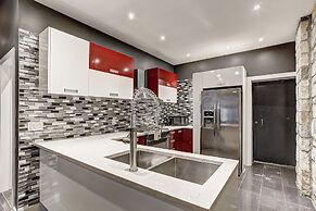 Destination Stays - LOFT HOUSE Quartier des Spectacles