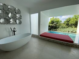 The Escape at Nonsuch Bay  - Adults Only