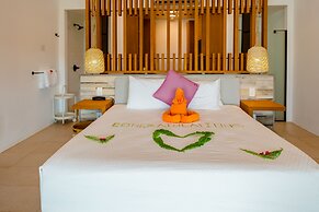 The Escape at Nonsuch Bay  - Adults Only