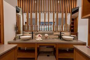 The Escape at Nonsuch Bay  - Adults Only