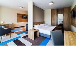 Mazurski Raj Hotel Marina & Spa