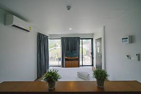 The Arbern Hostel x Bistro