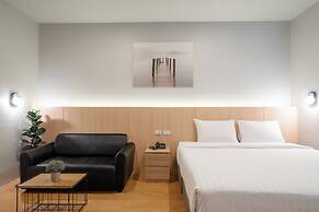 The Arbern Hostel x Bistro