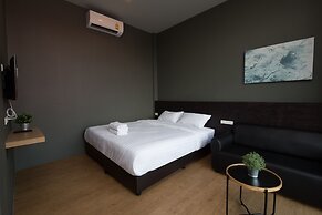 The Arbern Hostel x Bistro