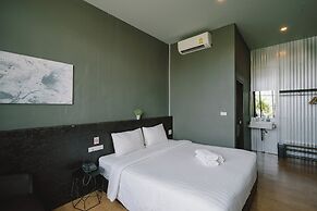 The Arbern Hostel x Bistro