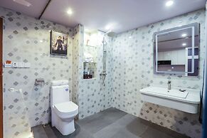 L Theme Hotel Foshan