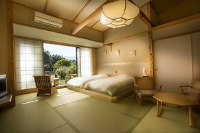 Tsutaya Tokinoyado Kazari
