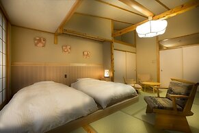Tsutaya Tokinoyado Kazari