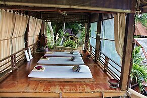 Coral Cliff Beach Resort Samui