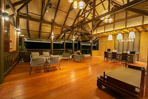 Coral Cliff Beach Resort Samui