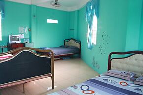 Huynh Huong Guesthouse