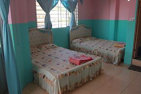 Huynh Huong Guesthouse