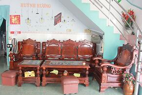 Huynh Huong Guesthouse