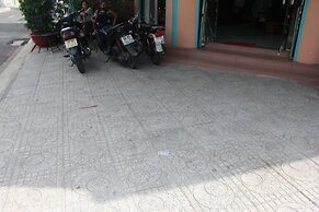 Huynh Huong Guesthouse