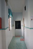 Huynh Huong Guesthouse