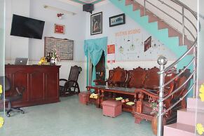 Huynh Huong Guesthouse