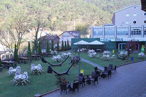 Sarot Termal Park Resort & Spa - Halal Hotel