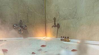 Sarot Termal Park Resort & Spa - Halal Hotel