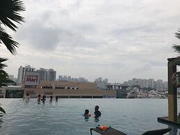 Sunrise City Alm's Luxury Apartment