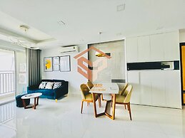 Sunrise City Alm's Luxury Apartment