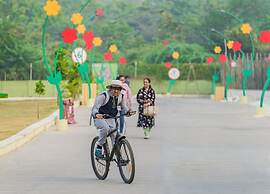 Praveg Tent City Narmada, Statue of Unity