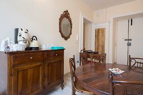 B&B Supportico Lopez