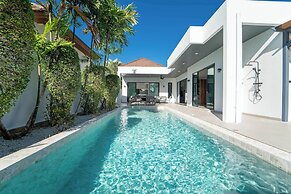 Design 2BR Villa Indra with Oxygen Pool