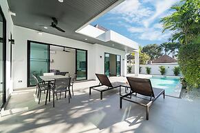 Design 2BR Villa Indra with Oxygen Pool