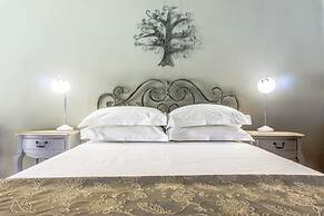 Lalapanzi Hotel and Conference Centre