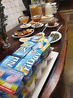 Lalapanzi Hotel and Conference Centre